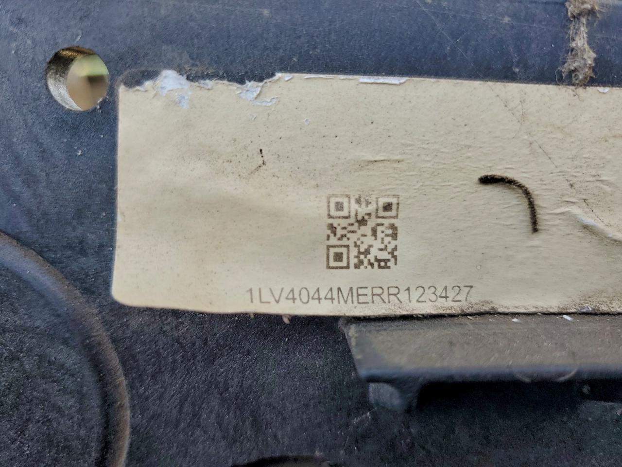 2024 John Deere 4044M - Tractor VIN: 1LV4044MERR123427 Lot: 95326695