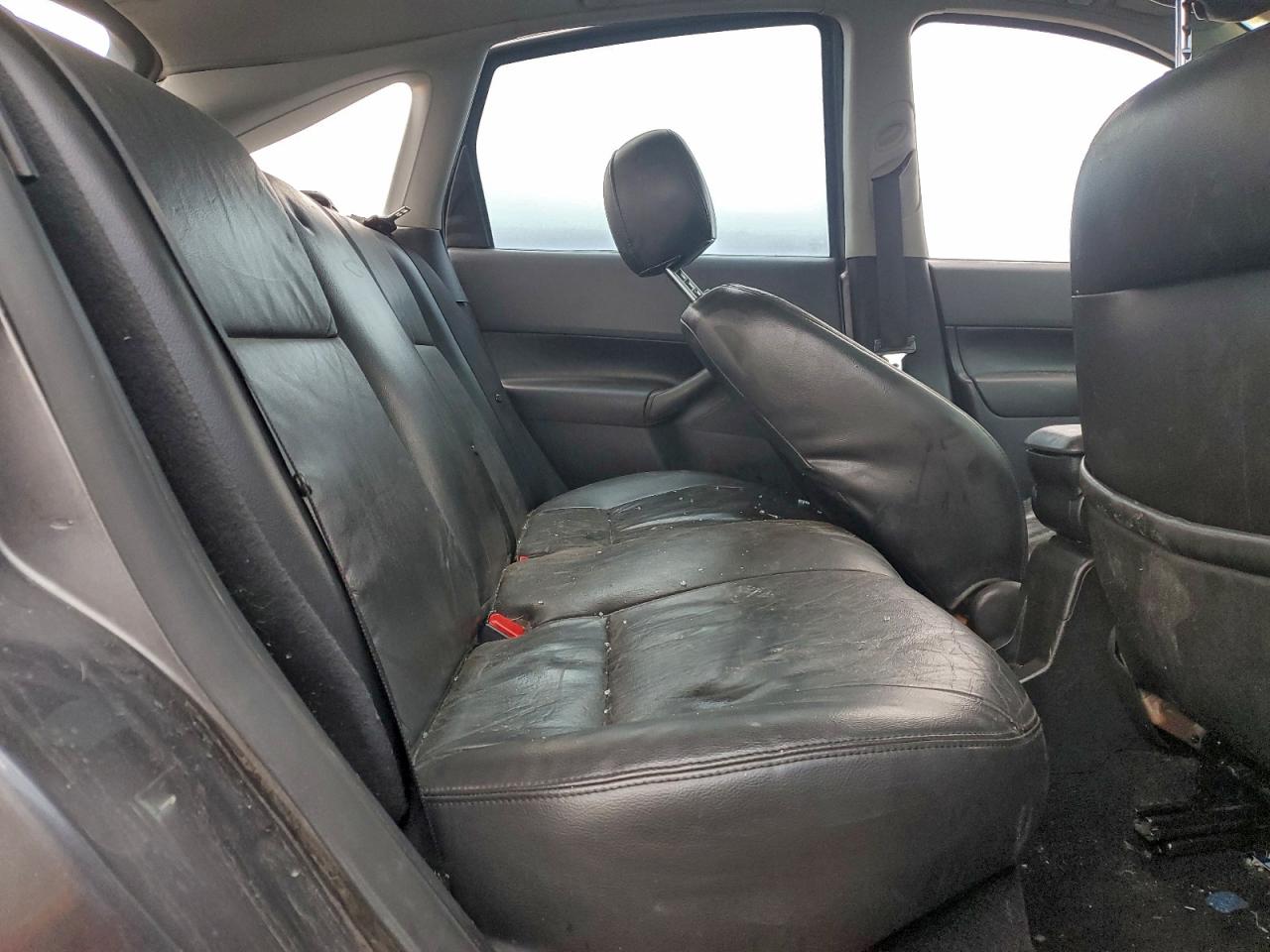 2006 Ford Focus Zx5 VIN: 1FAFP37N16W242798 Lot: 94746415