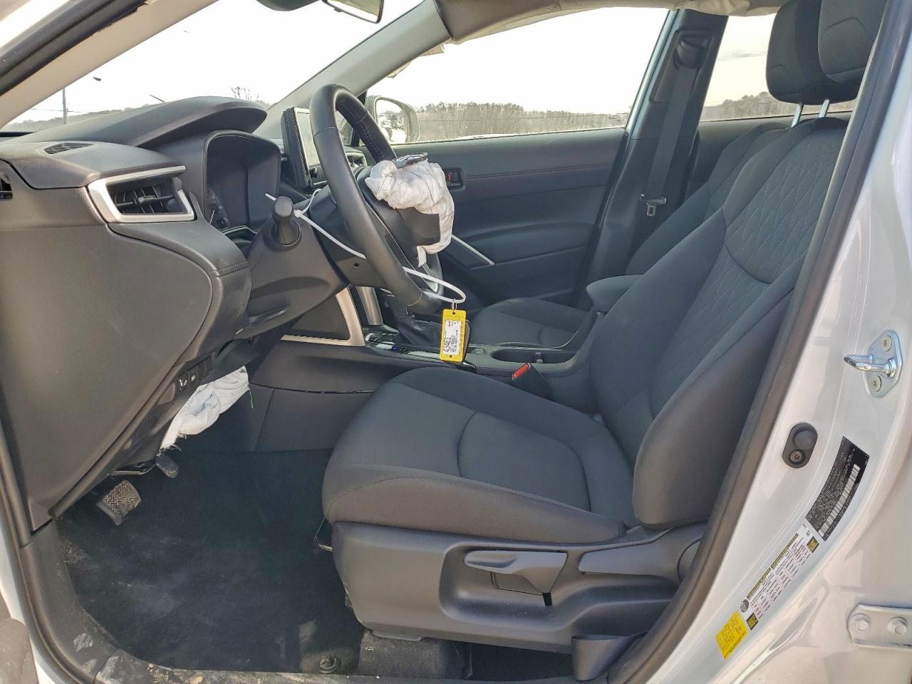 2025 Toyota Corolla Cross Le VIN: 7MUCAAAG6SV126008 Lot: 96352395