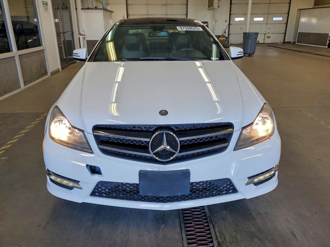 2014 Mercedes-Benz C 250 VIN: WDDGJ4HB1EG298815 Lot: 97550525