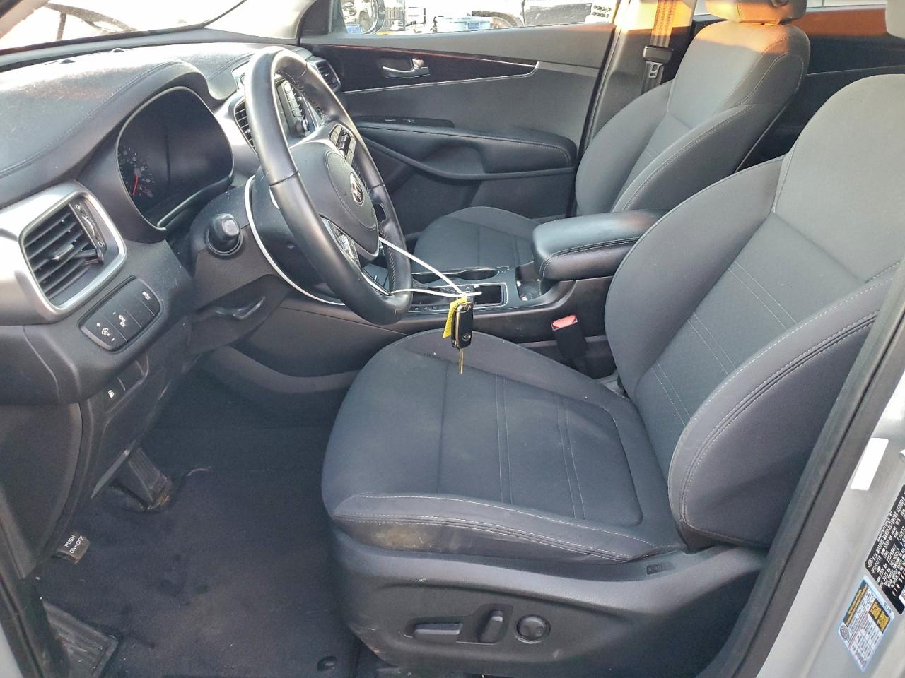 2019 Kia Sorento L VIN: 5XYPG4A33KG554169 Lot: 95274745