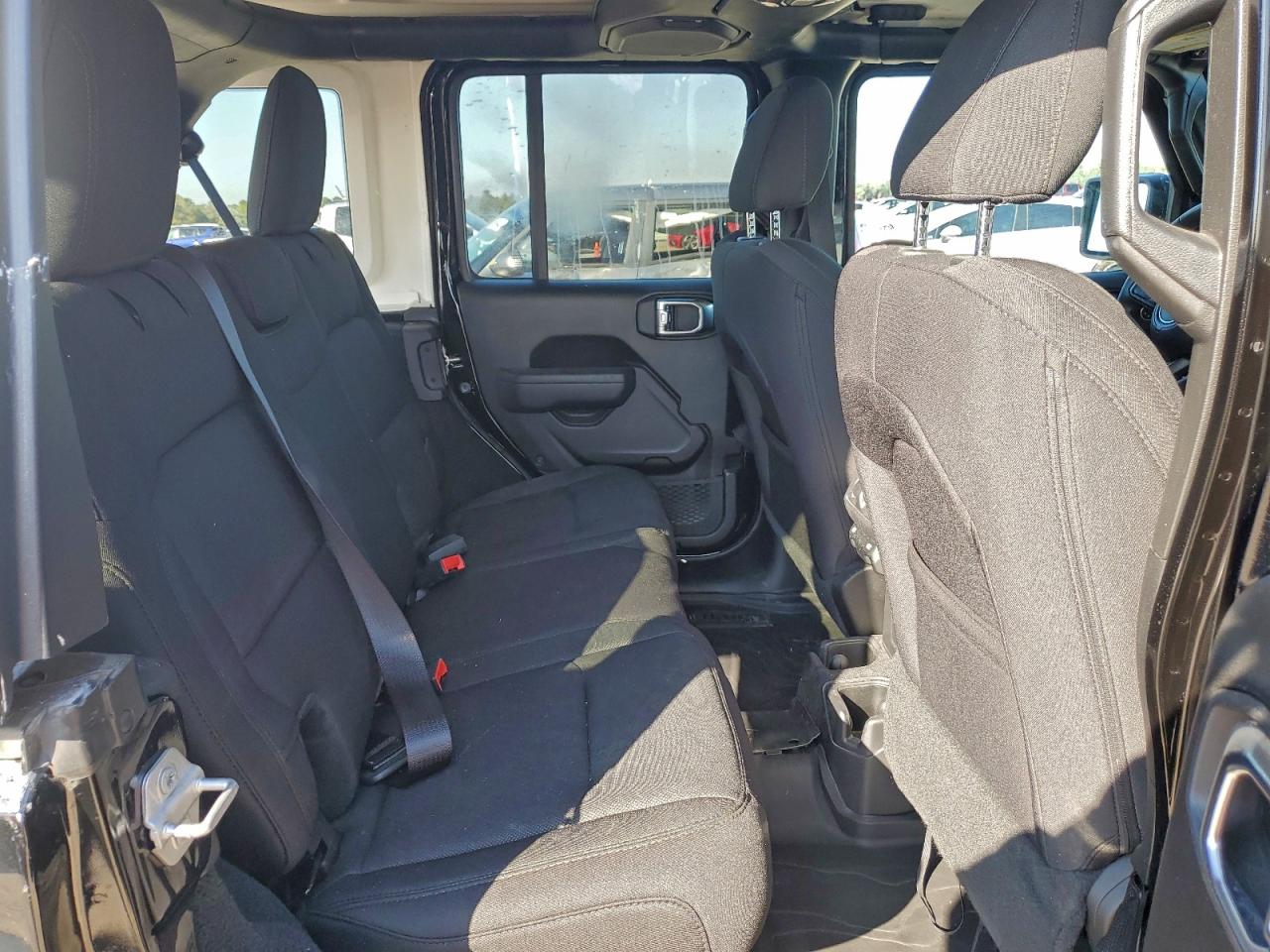 2022 Jeep Wrangler Unlimited Sport VIN: 1C4HJXDG3NW164671 Lot: 96109525