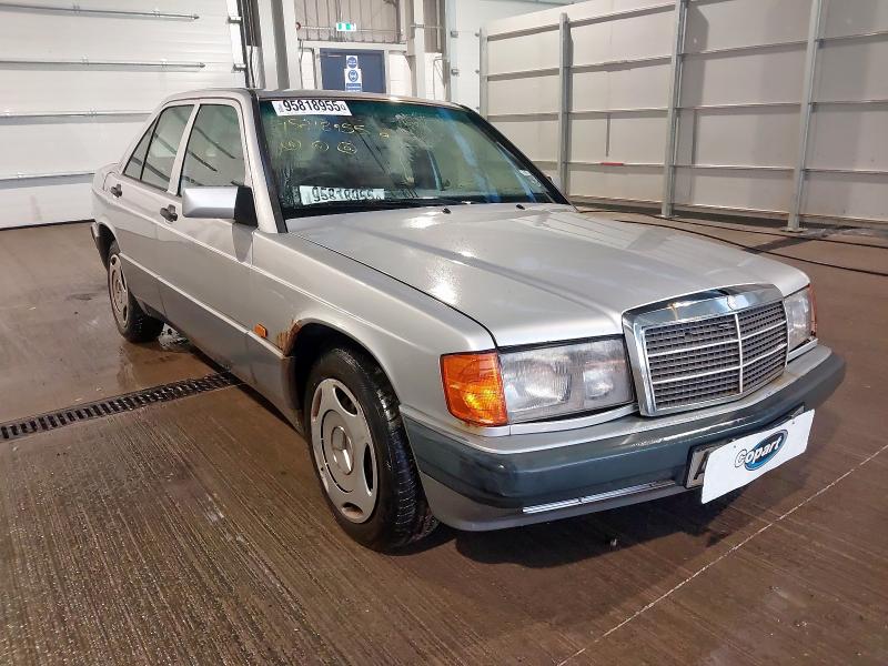 1991 MERCEDES-BENZ 190 190D 2.5 4DR