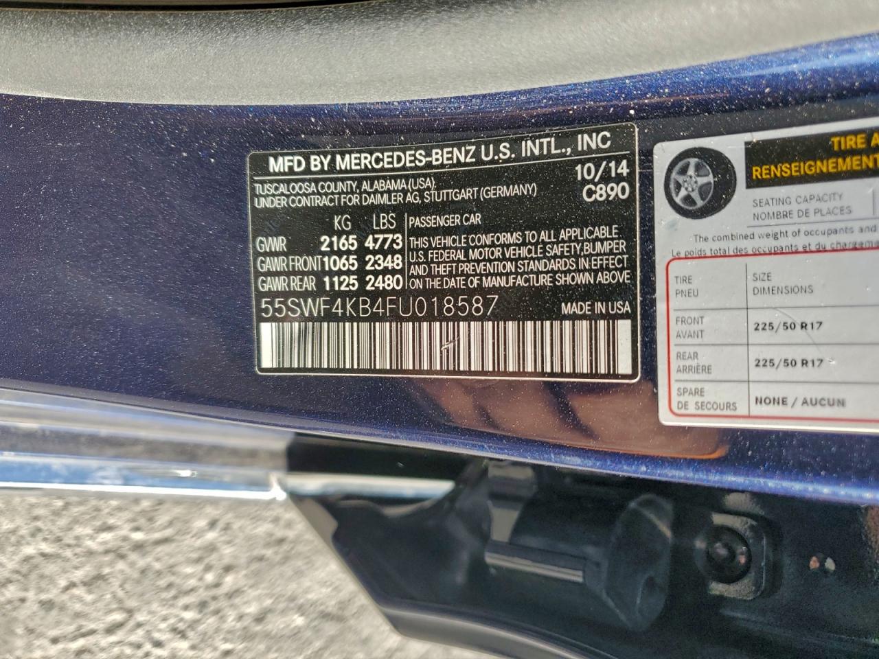 2015 Mercedes-Benz C 300 4Matic VIN: 55SWF4KB4FU018587 Lot: 94775575