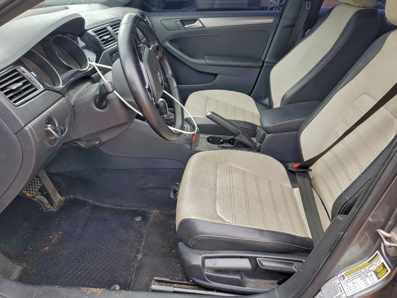 2016 Volkswagen Jetta Sport VIN: 3VWD17AJ2GM414531 Lot: 96186555