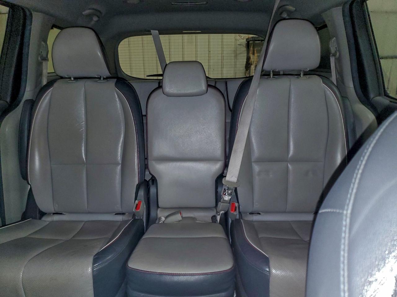 2017 Kia Sedona Lx VIN: KNDMB5C14H6322789 Lot: 95694695