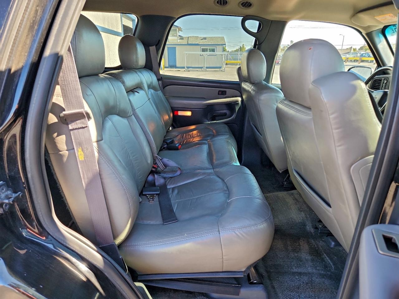 2002 Chevrolet Tahoe K1500 VIN: 1GNEK13Z82R232979 Lot: 96225425