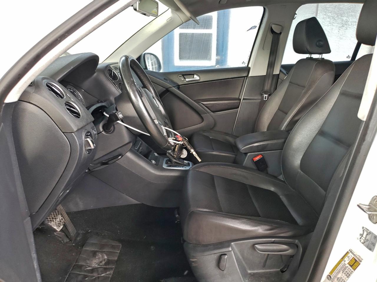 2017 Volkswagen Tiguan S VIN: WVGAV7AXXHK027275 Lot: 96026145