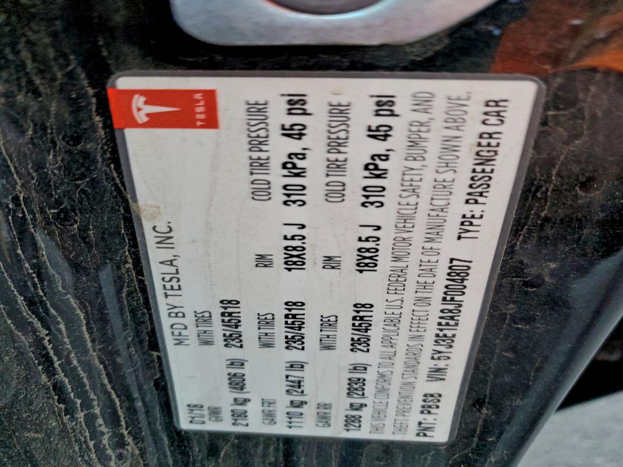 2018 Tesla Model 3 VIN: 5YJ3E1EA8JF004807 Lot: 94524555