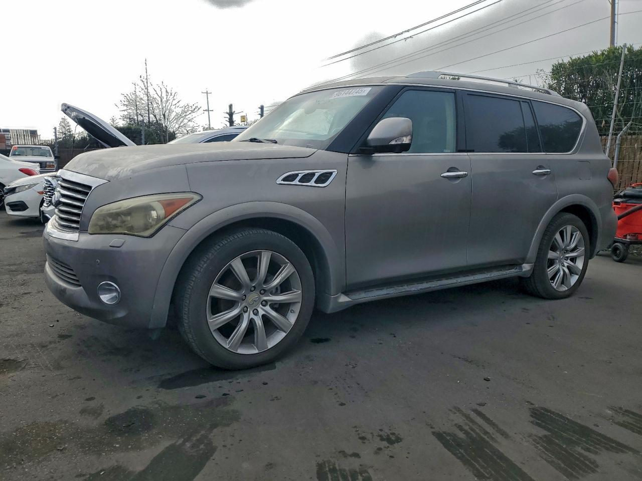 2011 Infiniti Qx56
