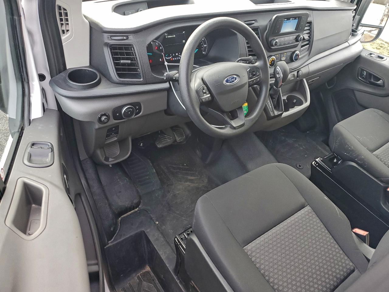 2025 Ford Transit 250 Delivery Van VIN: 1FTBR1Y88SKA87104 Lot: 96097025