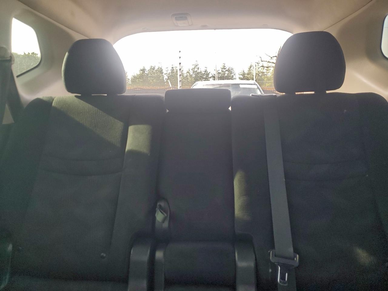 2015 Nissan Rogue S VIN: KNMAT2MT6FP546832 Lot: 94743575