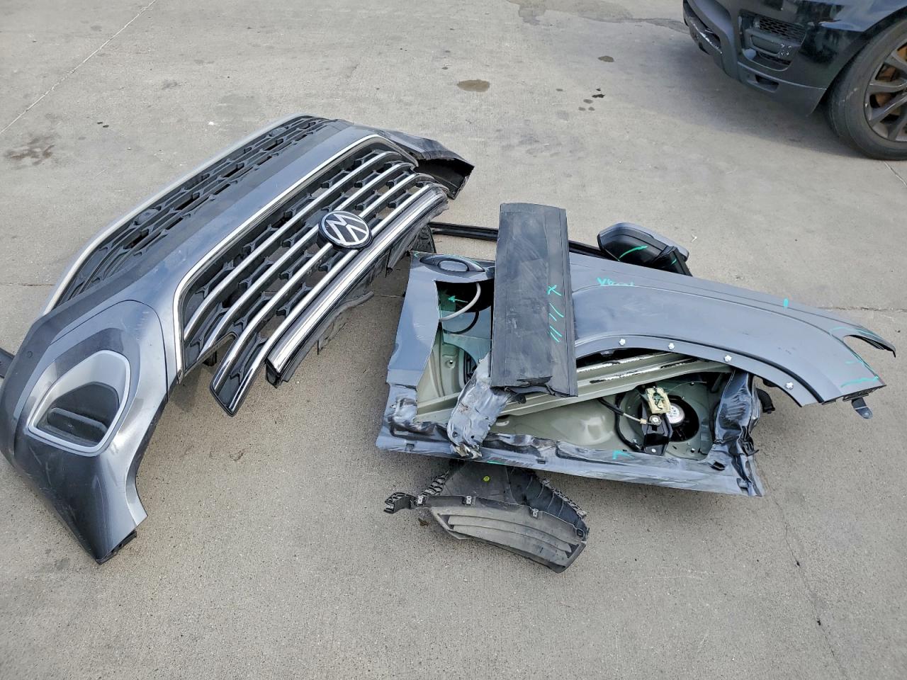 2024 Volkswagen Atlas Se VIN: 1V2KR2CA0RC607377 Lot: 96512475