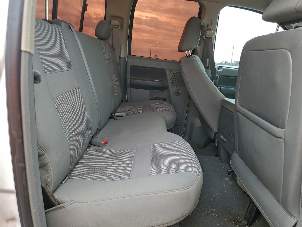 2008 Dodge Ram 1500 St VIN: 1D7HA18218J235689 Lot: 95941085