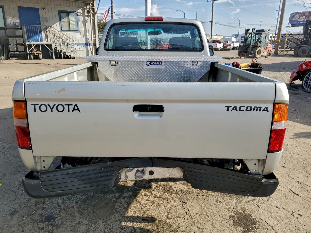 2000 Toyota Tacoma VIN: 4TANL42N2YZ656071 Lot: 95112715