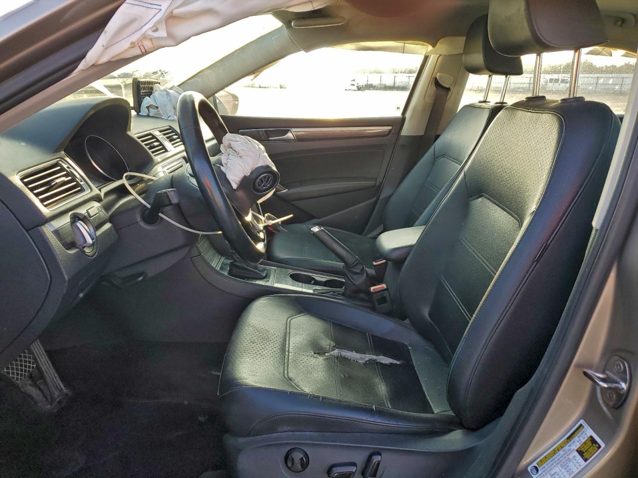 2016 Volkswagen Passat Se VIN: 1VWBT7A36GC022687 Lot: 95074945