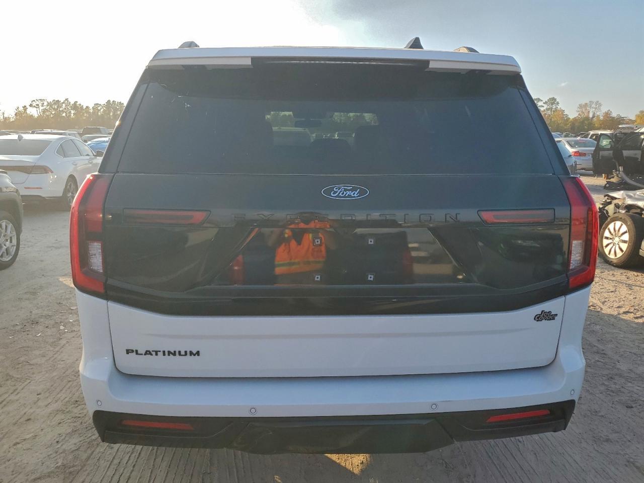 2025 Ford Expedition Platinum VIN: 1FMJU1M87SEA30788 Lot: 96986065