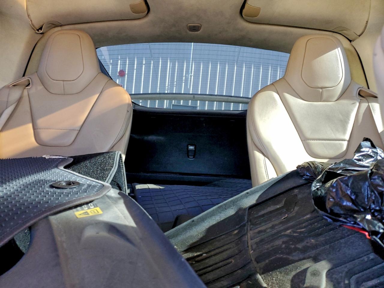 2017 Tesla Model X VIN: 5YJXCBE44HF051687 Lot: 94792735