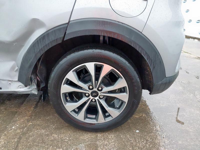 2025 FORD PUMA 1.0 ECOBOOST HYBRID MHEV TITANIUM 5DR