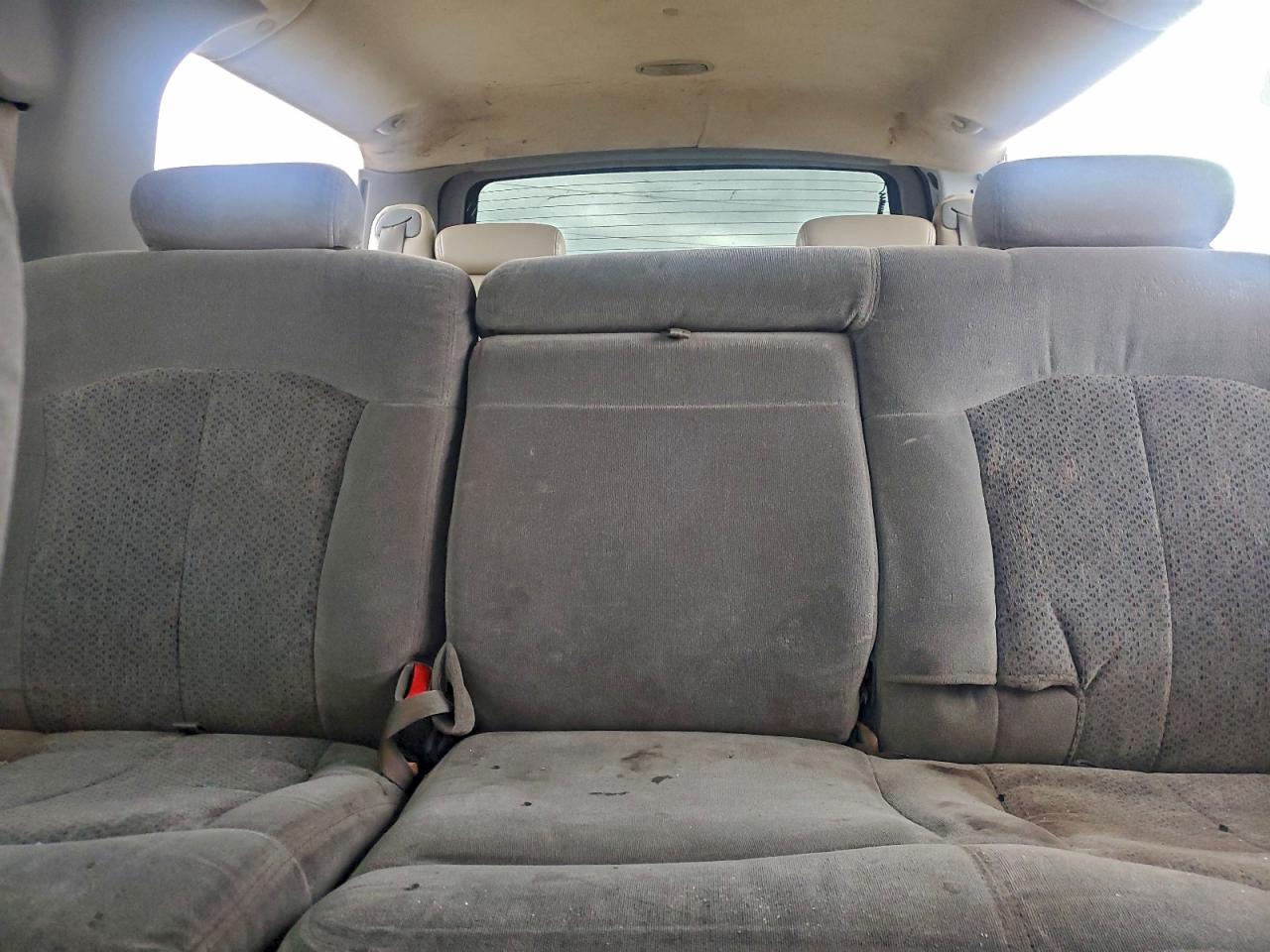 2000 Chevrolet Suburban K1500 VIN: 3GNFK16TXYG170988 Lot: 95577175