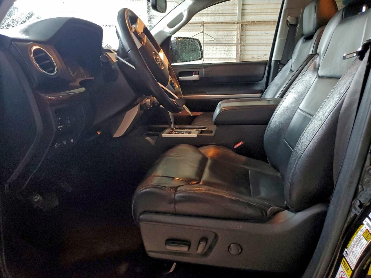 2017 Toyota Tundra Crewmax Limited VIN: 5TFHY5F12HX626841 Lot: 94990805