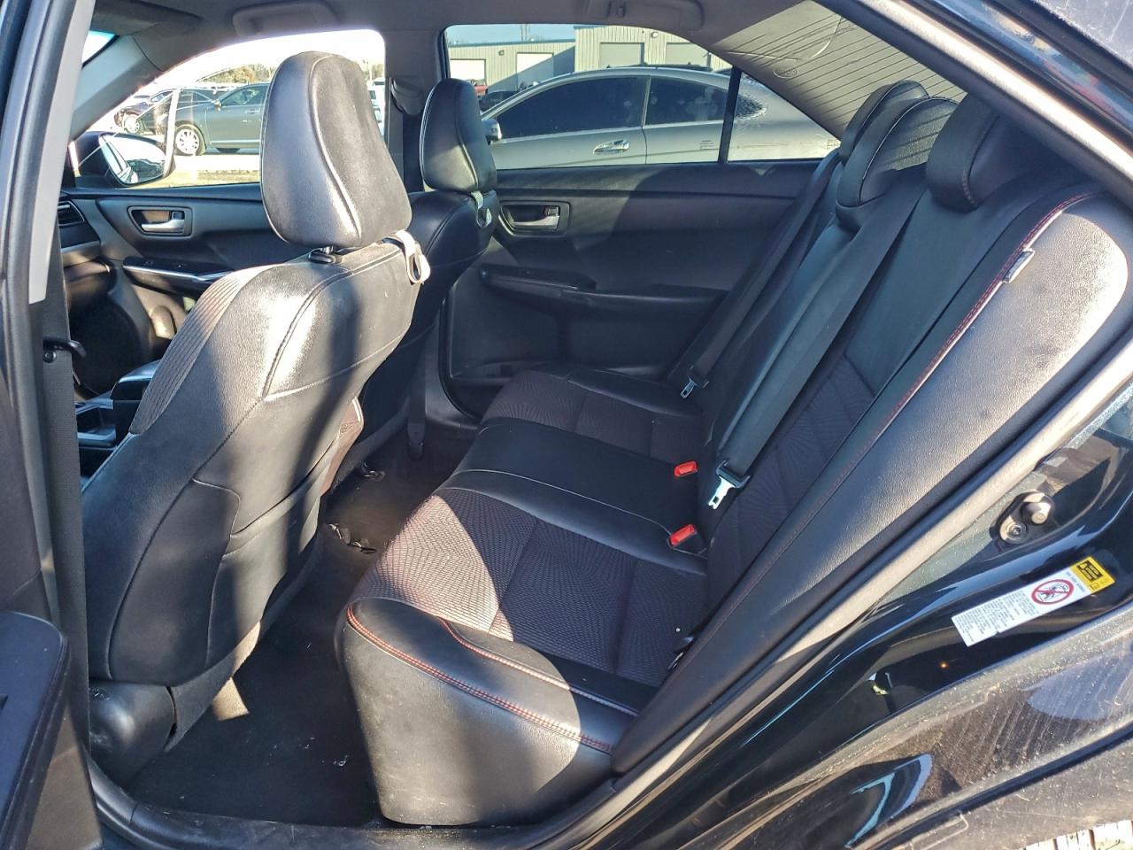 2016 Toyota Camry Le VIN: 4T1BF1FK8GU551751 Lot: 95438845