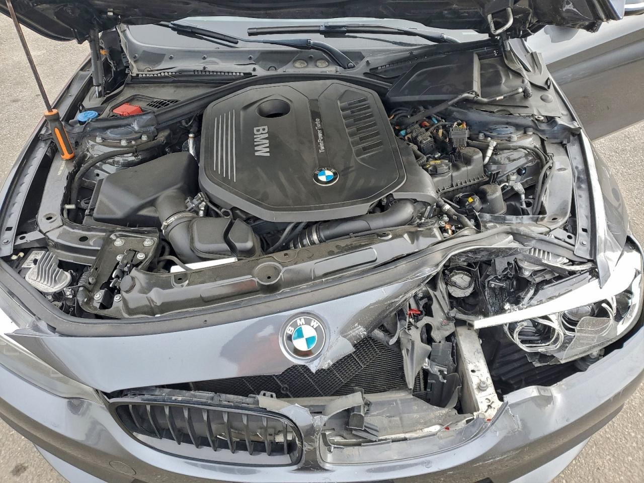 Фото: WBA4J5C51KBM65166