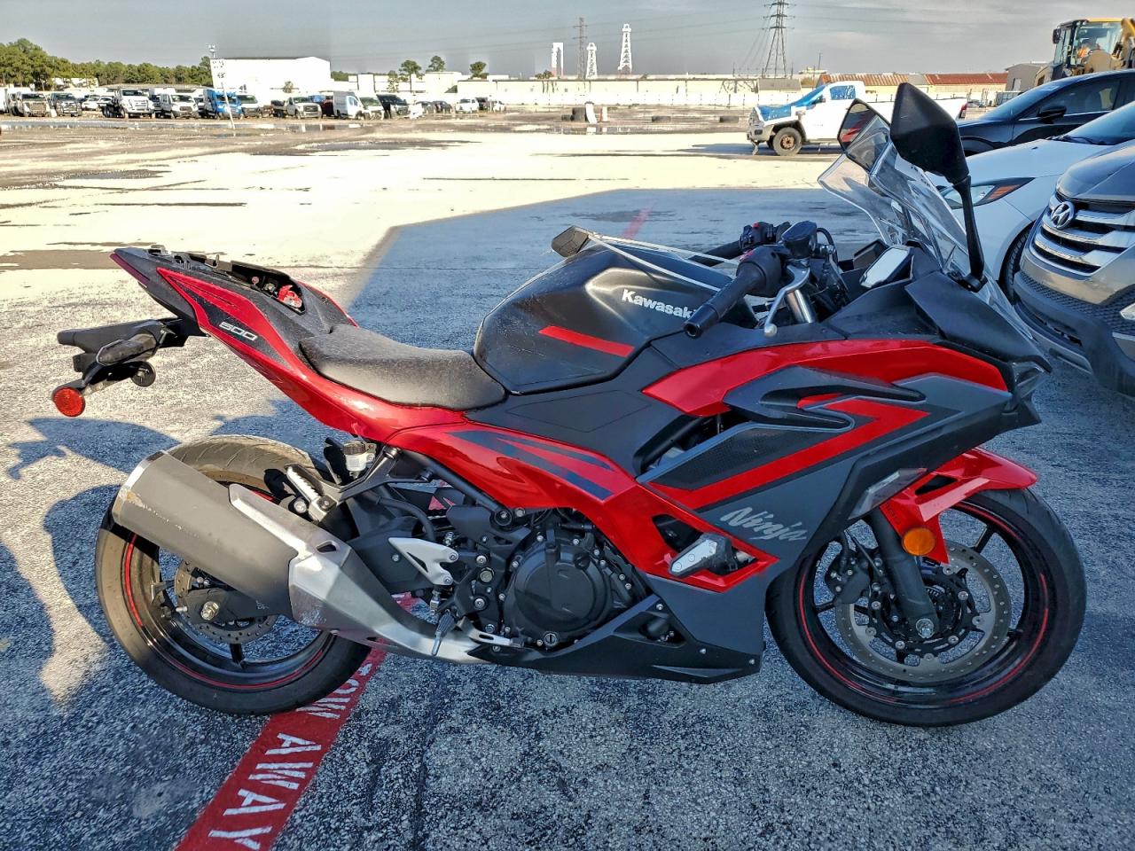 2025 Kawasaki Ex500 A