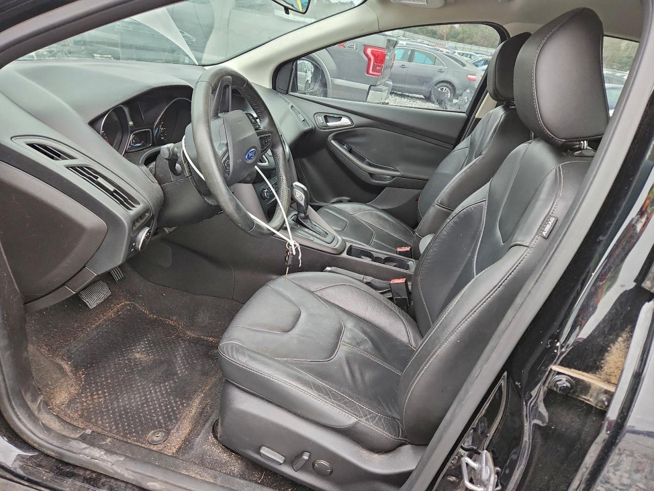 2016 Ford Focus Se VIN: 1FADP3K21GL277638 Lot: 94408825