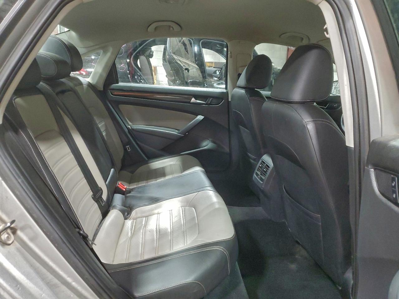 2014 Volkswagen Passat Se VIN: 1VWBT7A38EC103817 Lot: 95455655