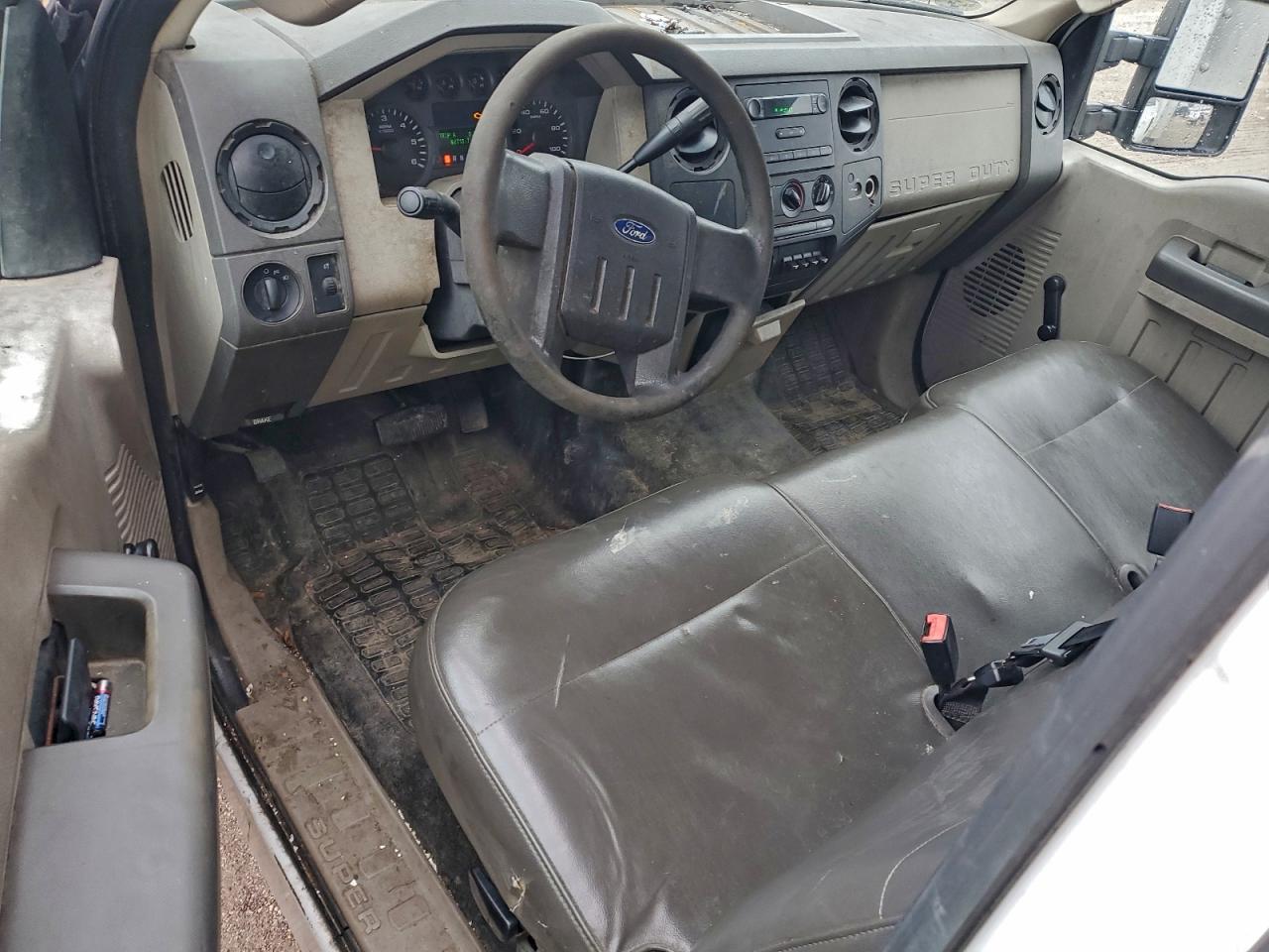 2009 Ford Transit Box Truck VIN: 1FDWF36509EA70381 Lot: 94898015