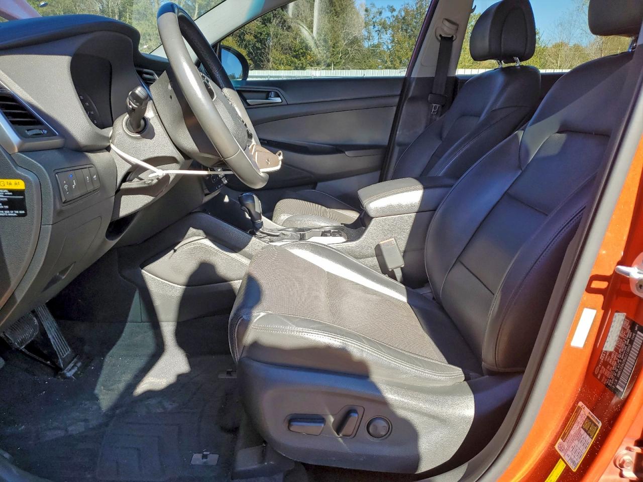 2016 Hyundai Tucson Limited VIN: KM8J33A28GU215850 Lot: 96711945