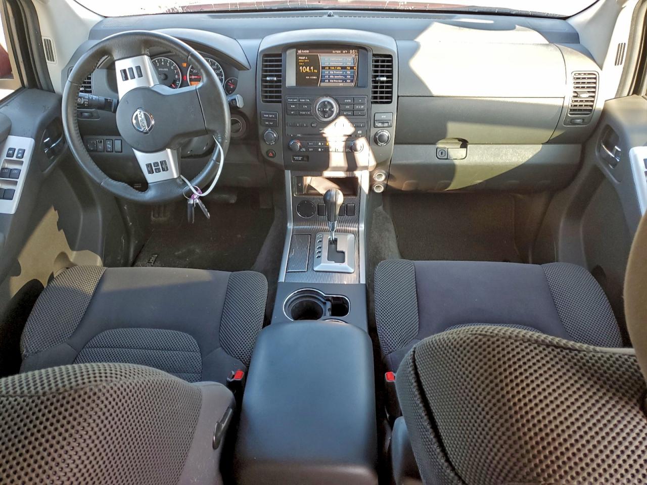2010 Nissan Pathfinder S VIN: 5N1AR1NN8AC628131 Lot: 95551275