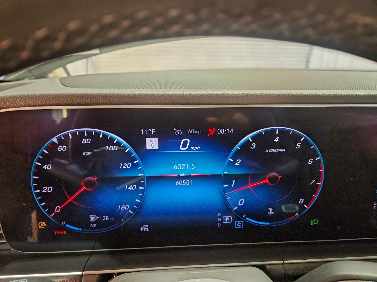 Фото: 4JGFB4KB1LA117056