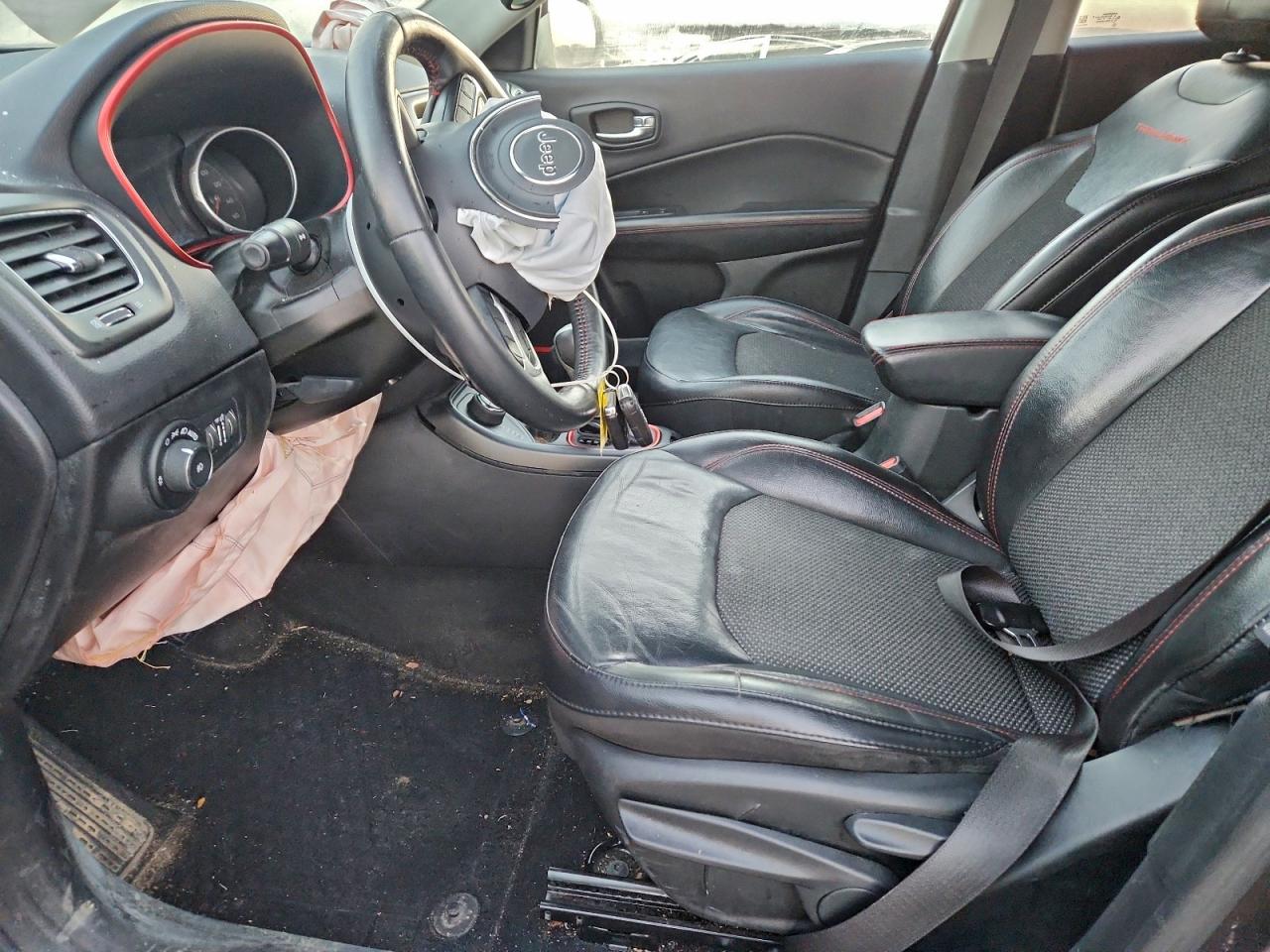 2019 Jeep Compass Trailhawk VIN: 3C4NJDDB8KT816739 Lot: 98015365