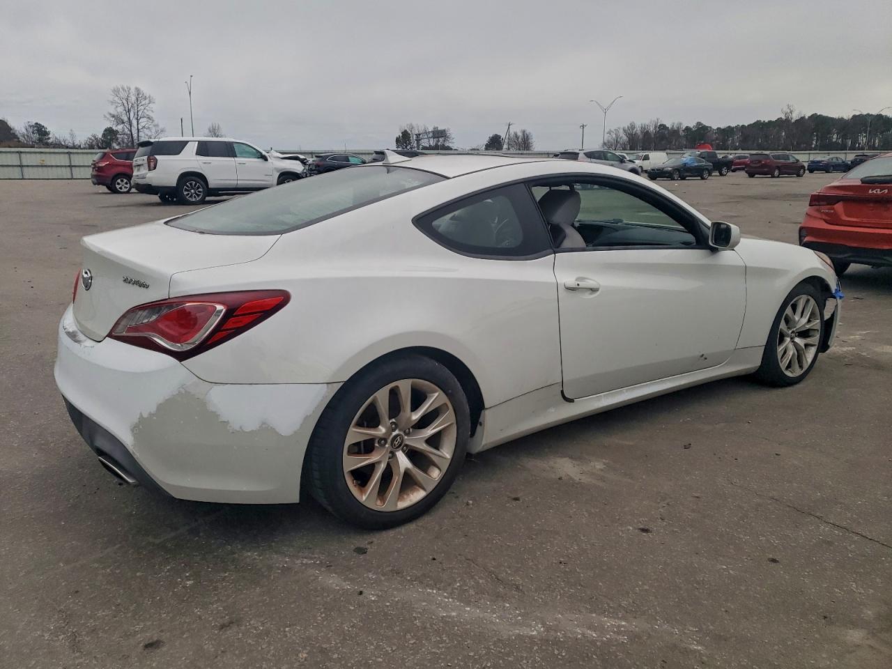 2013 Hyundai Genesis Coupe 2.0T VIN: KMHHT6KD1DU096423 Lot: 43957343