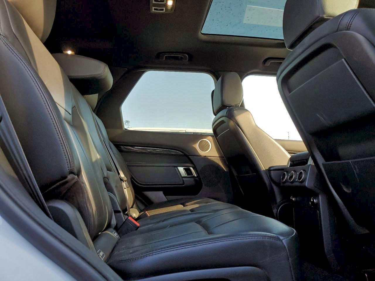 2017 Land Rover Discovery Hse VIN: SALRRBBV3HA036796 Lot: 97171225