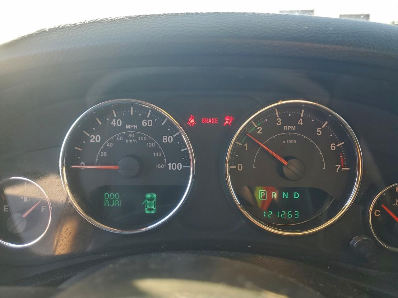 2014 Jeep Wrangler Unlimited Sport VIN: 1C4BJWDG2EL210329 Lot: 96272605