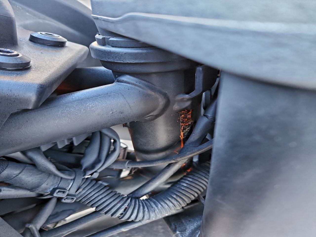 2015 Ktm Rc 390 VIN: MD2JGJ405FC250416 Lot: 94973495