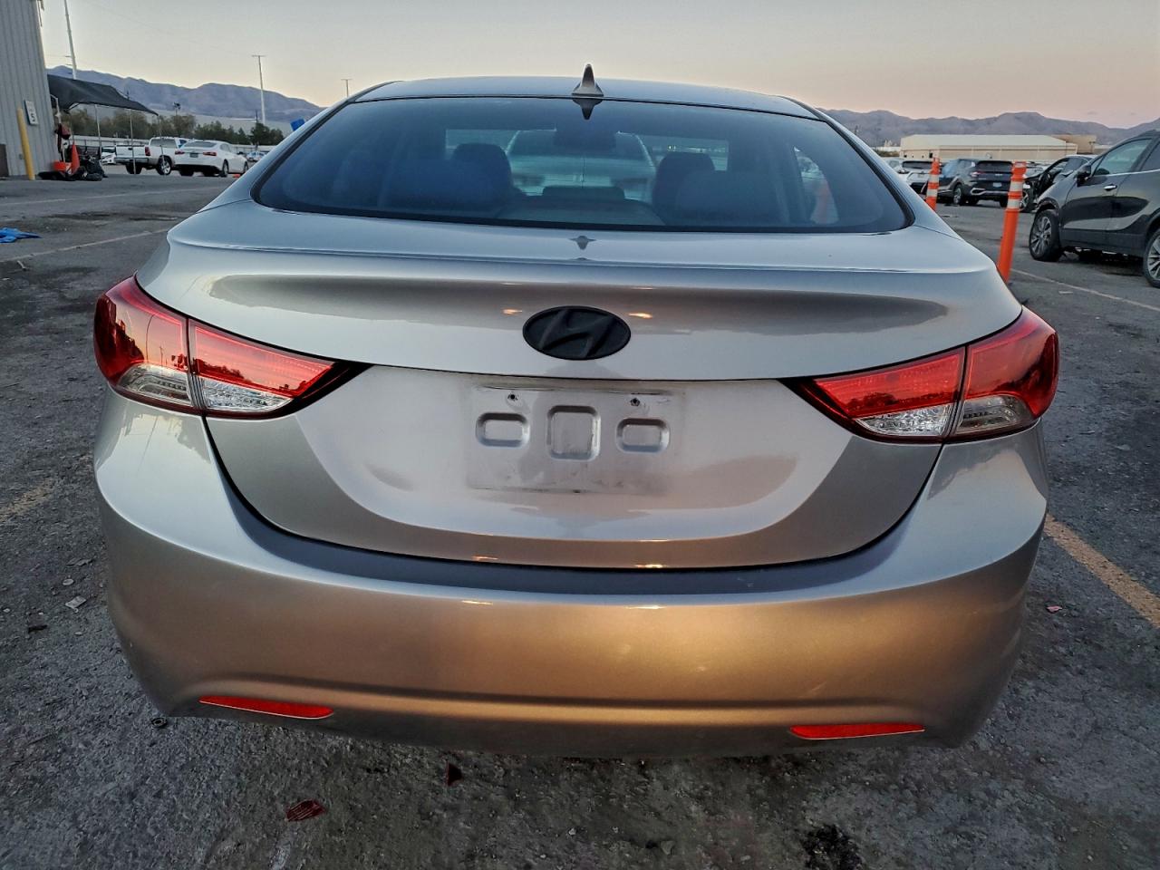 2013 Hyundai Elantra Gls VIN: KMHDH4AE1DU579456 Lot: 95010015