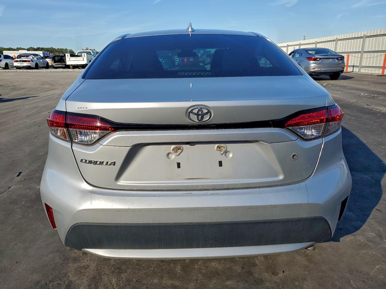 2020 Toyota Corolla L VIN: 5YFDPRAE2LP122056 Lot: 95390135