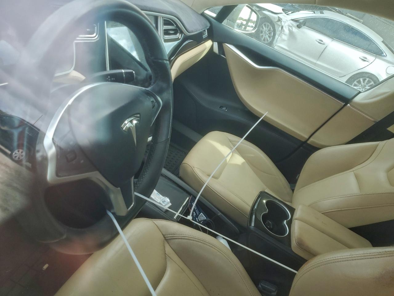 2015 Tesla Model S 70 VIN: 5YJSA1S18FF100326 Lot: 95263415