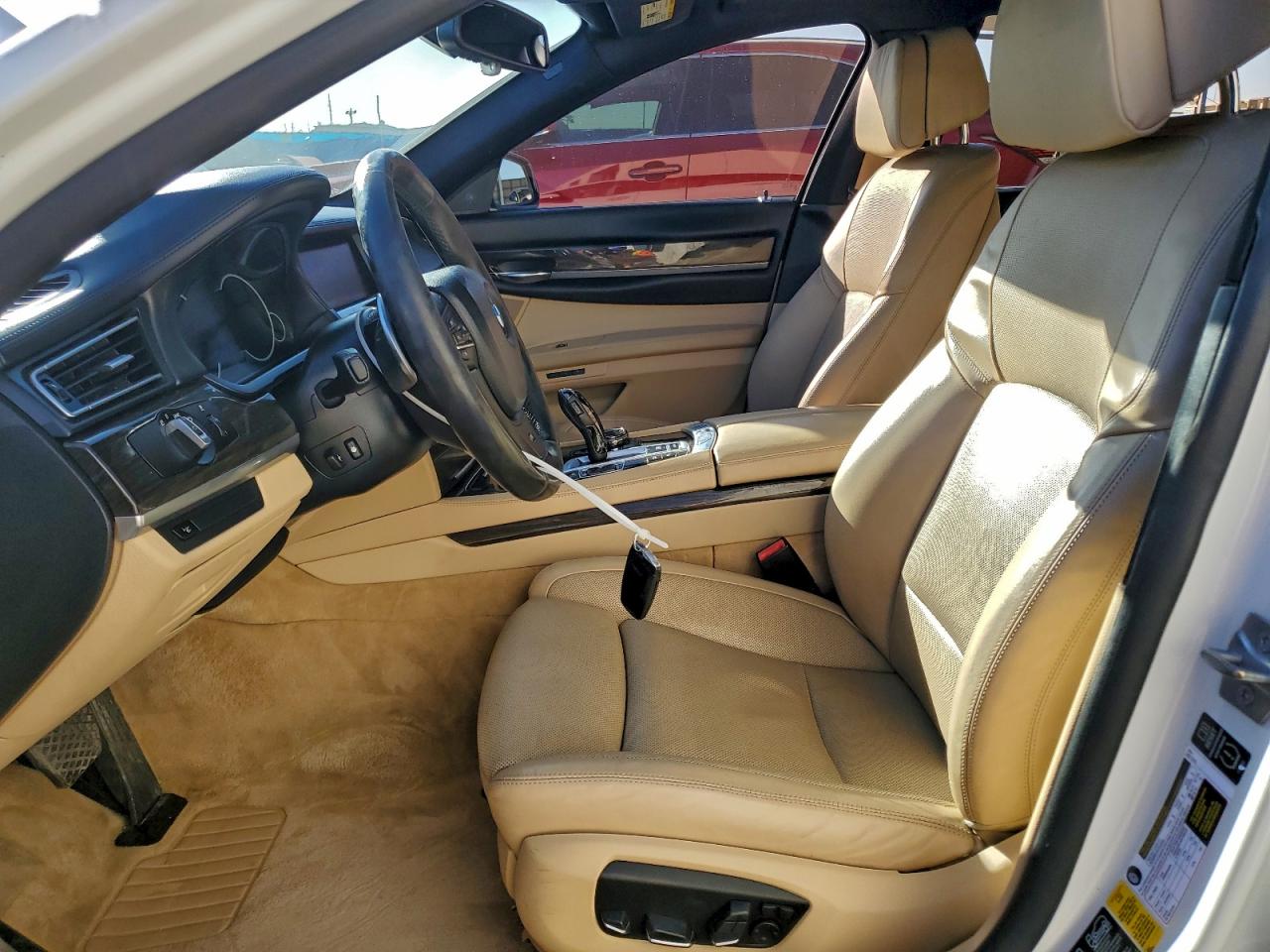 2014 BMW 750 Lxi VIN: WBAYF8C57ED652893 Lot: 95806665