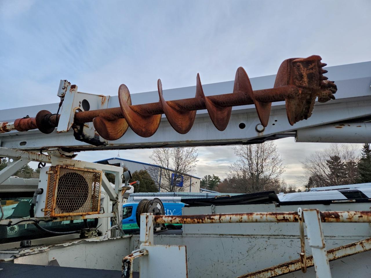 2011 International 4300 Digger Derrick Truck VIN: 1HTMMAAR8BH375716 Lot: 96383345