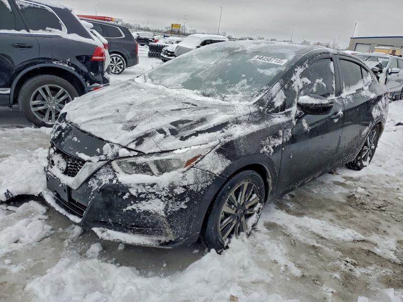 NISSAN VERSA 2021