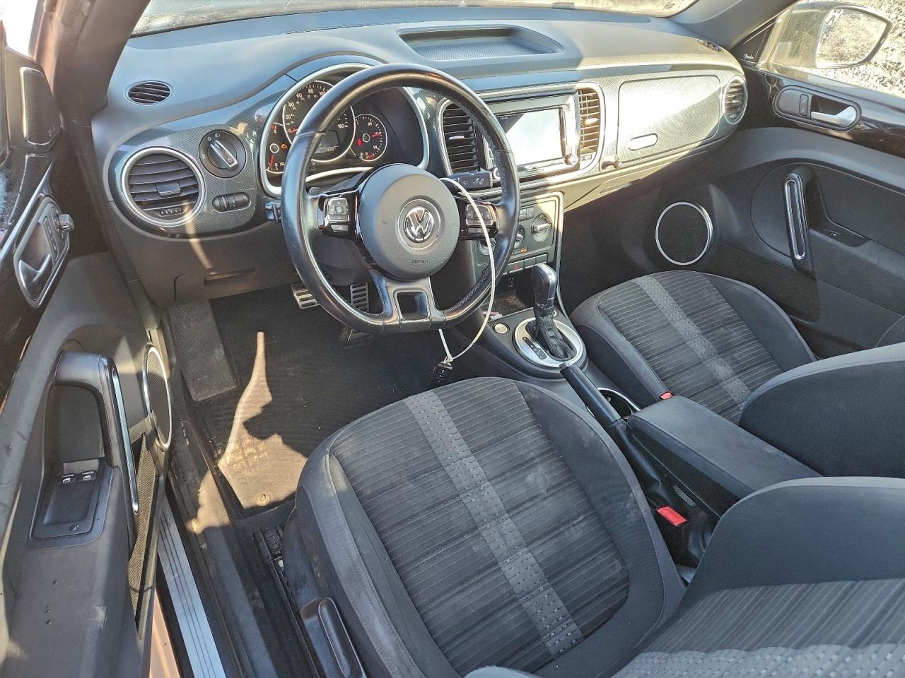 2012 Volkswagen Beetle Turbo VIN: 3VWVA7AT3CM610235 Lot: 97206645