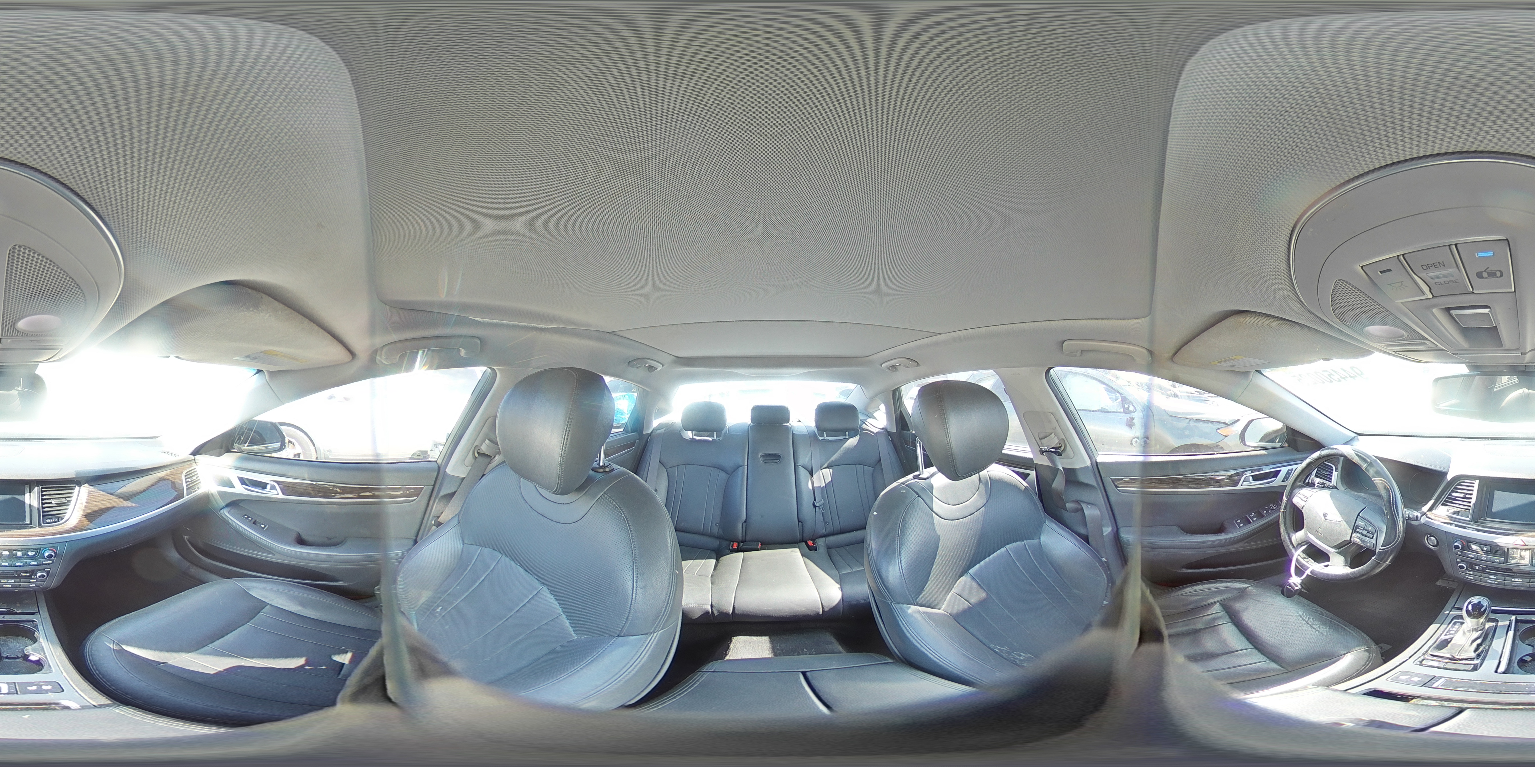 2016 Hyundai Genesis 3.8L VIN: KMHGN4JE0GU106139 Lot: 94450025