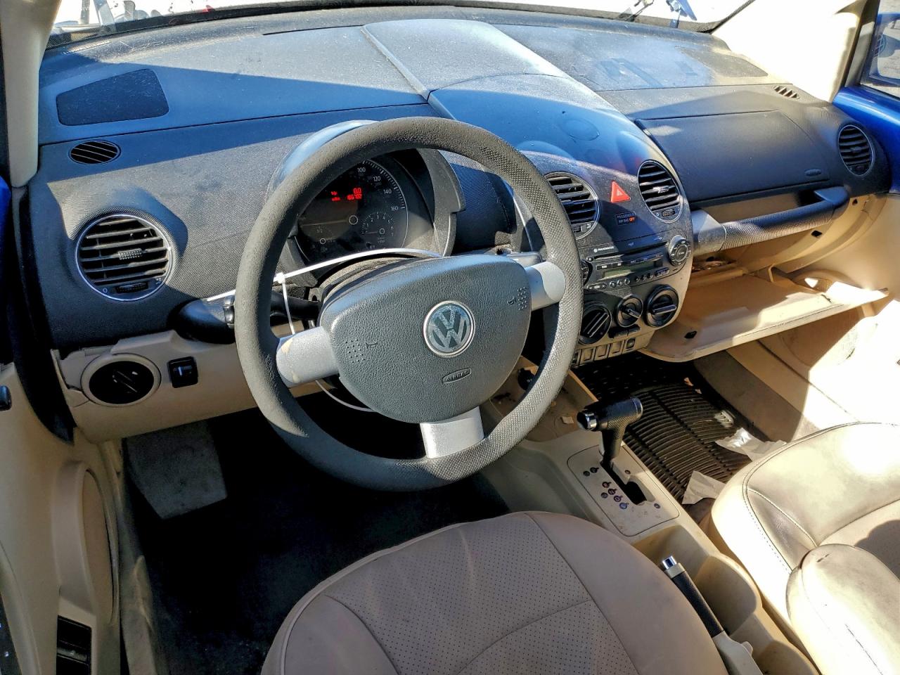 2007 Volkswagen New Beetle Convertible Option Package 1 VIN: 3VWRF31Y57M404119 Lot: 95076605