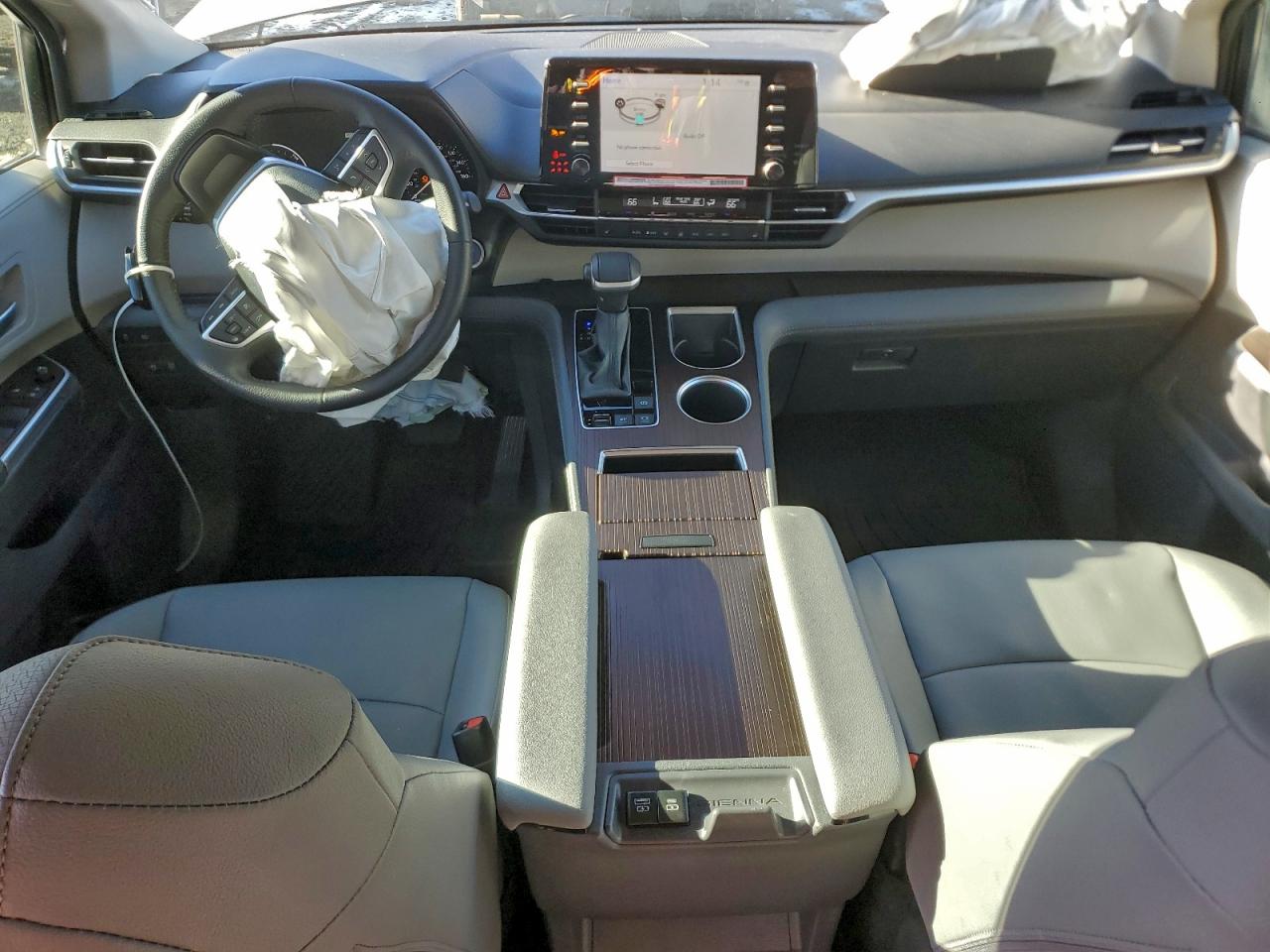 2024 Toyota Sienna Xle VIN: 5TDYRKECXRS206704 Lot: 97091725