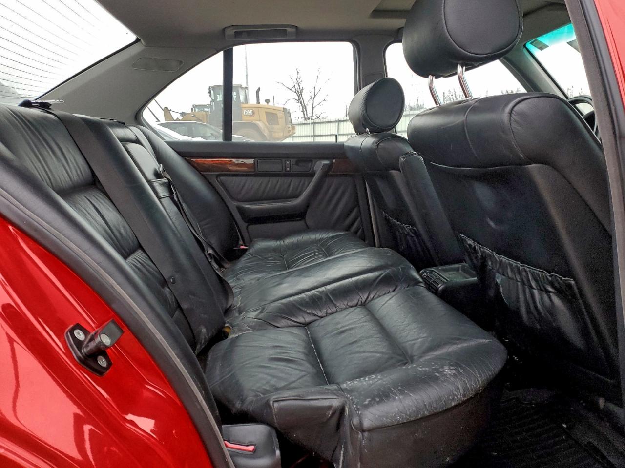 Фото: WBAHD6327SGK84421